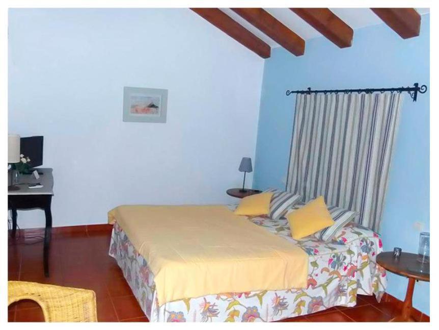 Casa Rural Valdevilano La Roca de la Sierra Eksteriør bilde