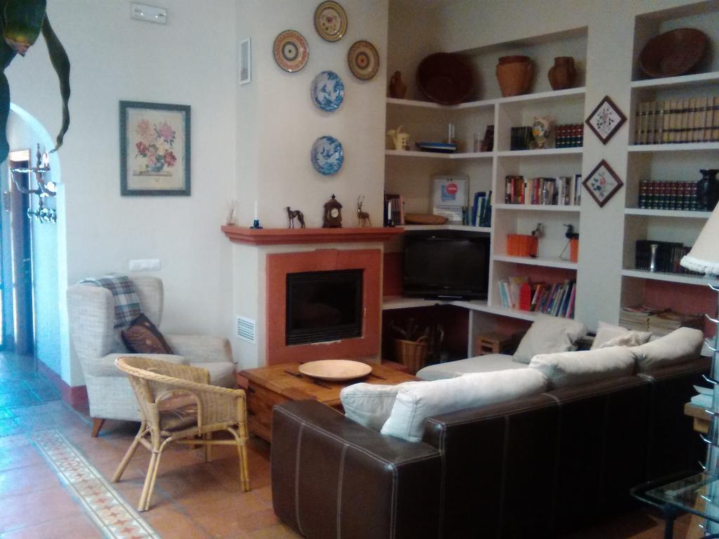 Casa Rural Valdevilano La Roca de la Sierra Eksteriør bilde
